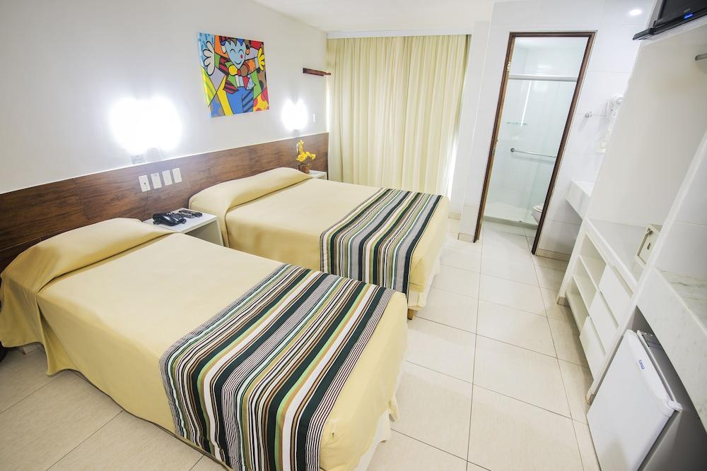 Corais De Tambau Hotel 3*